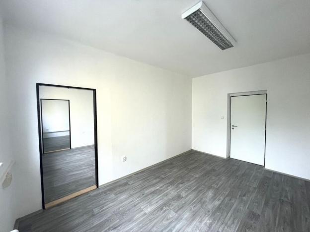 Pronájem kanceláře, Tábor, Chýnovská, 15 m2