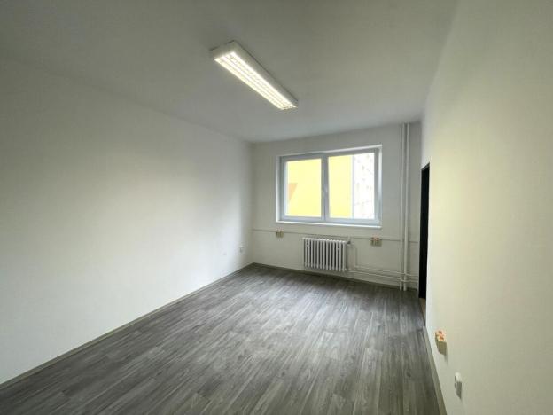 Pronájem kanceláře, Tábor, Chýnovská, 15 m2