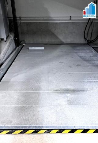 Pronájem garážového stání, Plzeň - Jižní Předměstí, Na Jíkalce, 15 m2