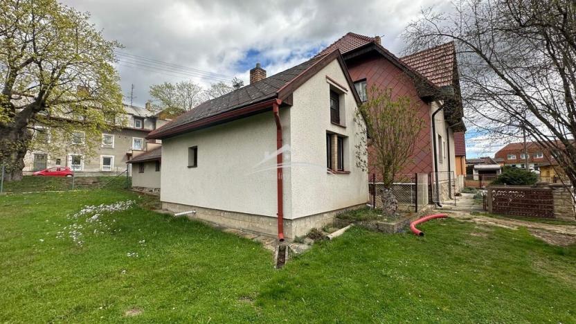 Prodej rodinného domu, Okrouhlice, 1002 m2