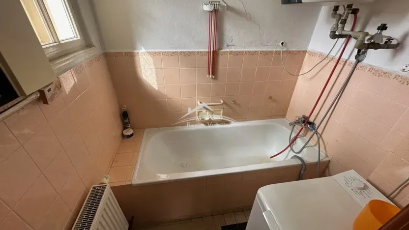 Prodej rodinného domu, Okrouhlice, 1002 m2