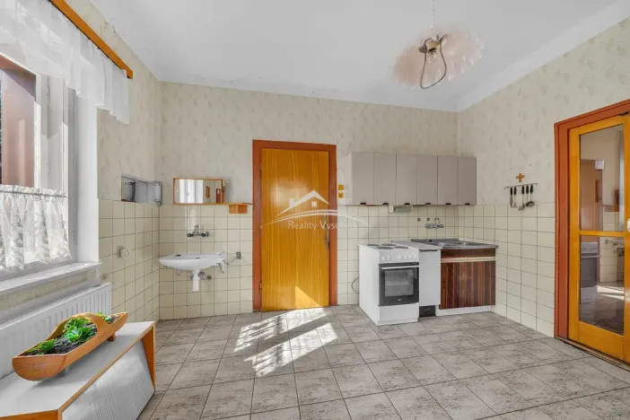 Prodej rodinného domu, Okrouhlice, 1002 m2