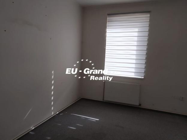 Pronájem kanceláře, Zákupy, 250 m2