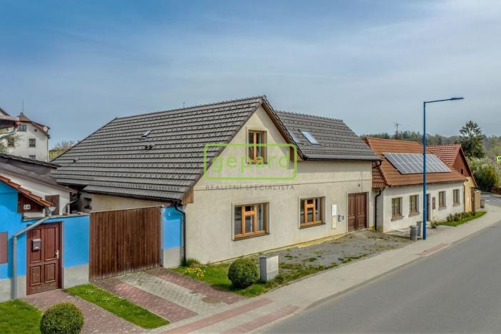 Prodej rodinného domu, Kamenice nad Lipou, Táborská, 236 m2