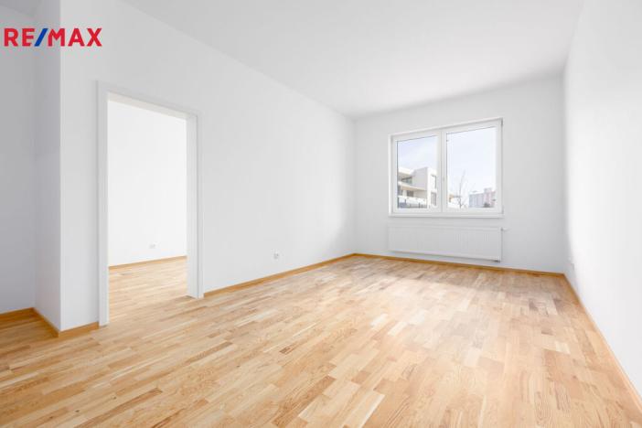 Prodej bytu 2+kk, Karlovy Vary, Šumavská, 64 m2