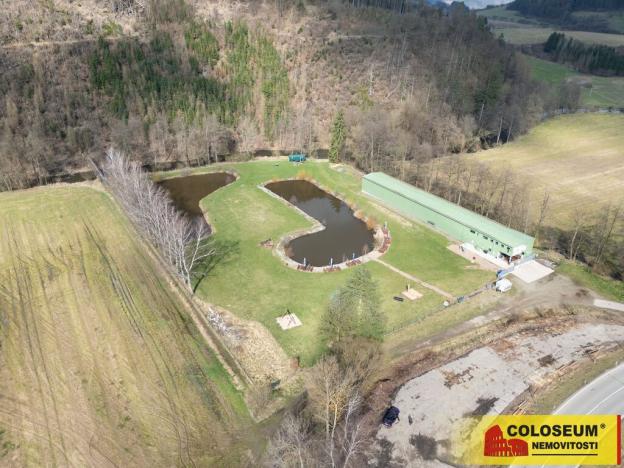 Prodej skladu, Nedvědice, 1382 m2