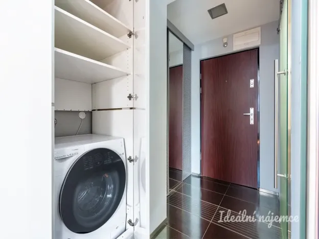 Pronájem bytu 3+kk, Praha - Smíchov, Staropramenná, 78 m2