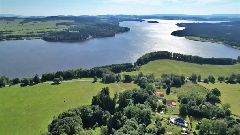 Prodej pozemku, Horní Planá, 123148 m2