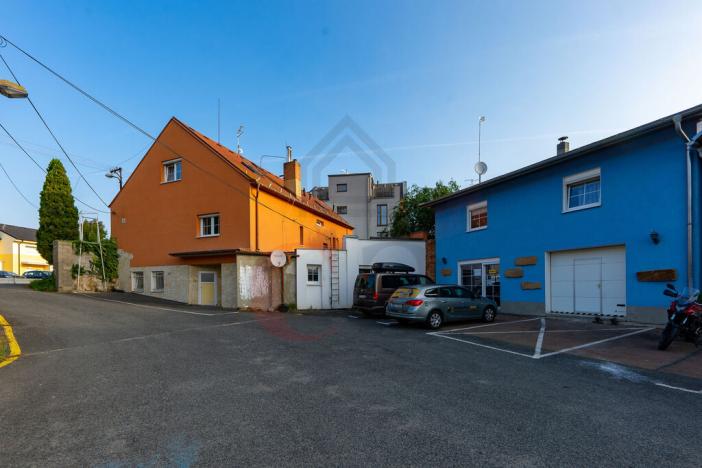 Prodej skladu, Plzeň, Na Roudné, 1982 m2