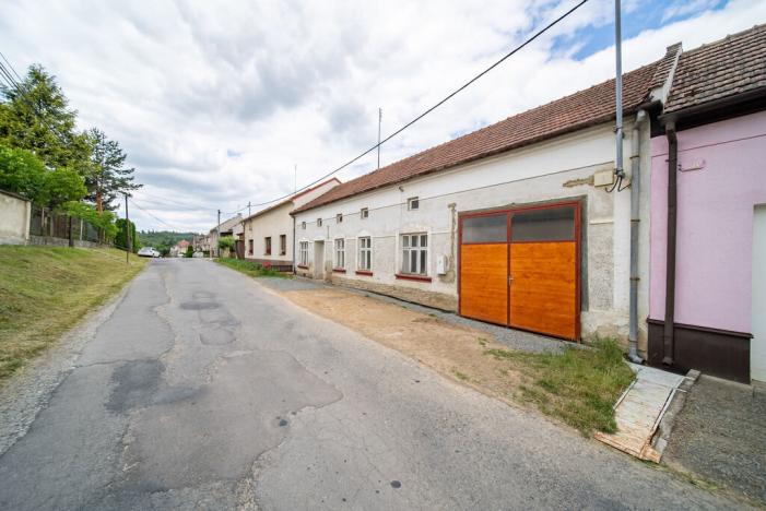 Prodej rodinného domu, Myslejovice, 604 m2