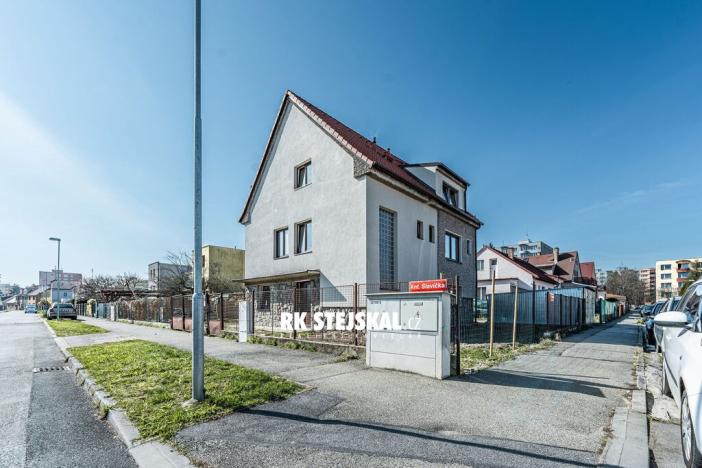 Prodej ubytování, České Budějovice - České Budějovice 2, Ant. Slavíčka, 200 m2