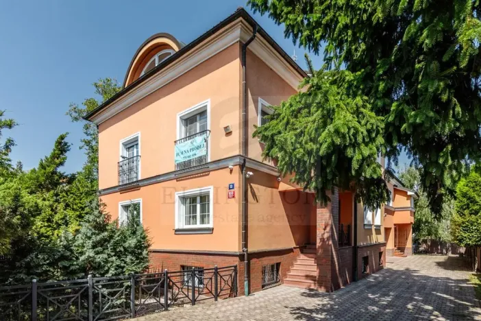 Prodej činžovního domu, Praha - Kunratice, Kálmánova, 715 m2