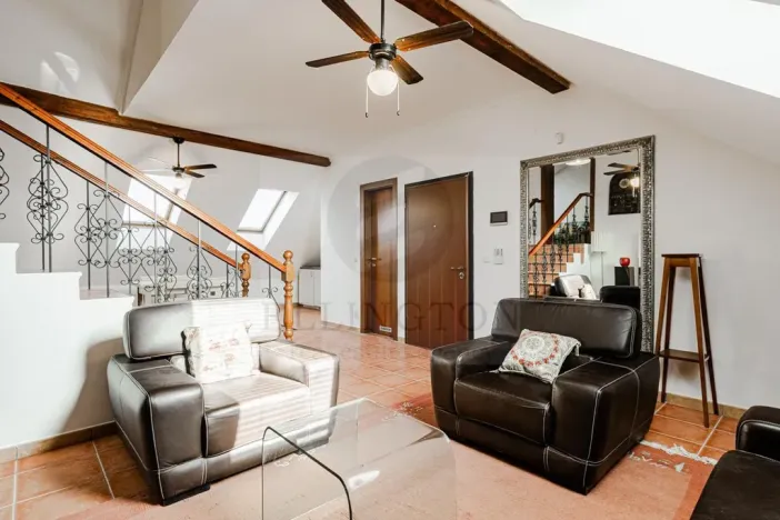 Prodej činžovního domu, Praha - Kunratice, Kálmánova, 715 m2