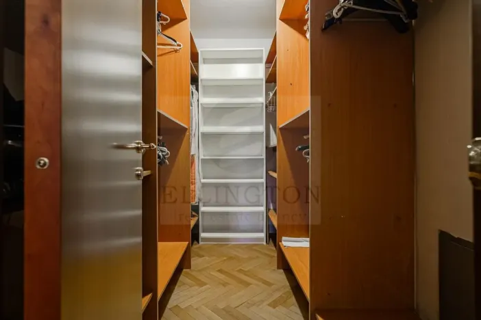 Prodej činžovního domu, Praha - Kunratice, Kálmánova, 715 m2