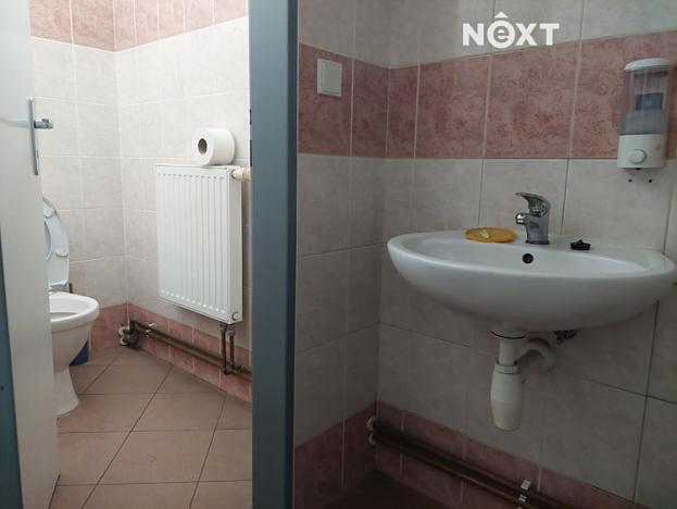 Pronájem komerční nemovitosti, Pardubice, 2500 m2