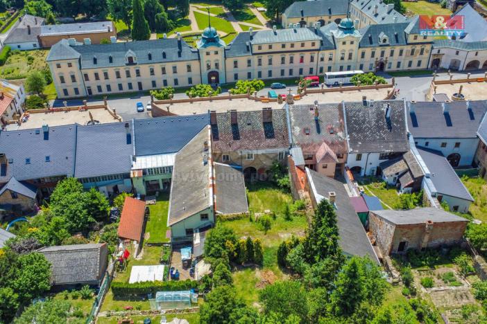 Prodej rodinného domu, Manětín, 595 m2