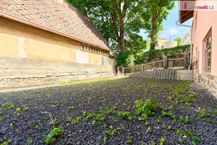 Prodej rodinného domu, Bečov nad Teplou, nám. 5. května, 246 m2