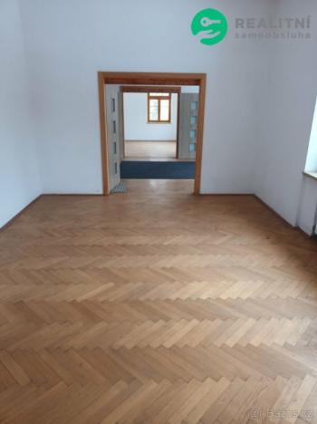 Prodej komerční nemovitosti, Ústí nad Labem, Elišky Krásnohorské, 1200 m2