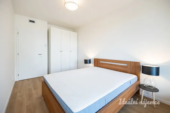 Pronájem bytu 2+kk, Praha - Michle, U plynárny, 56 m2