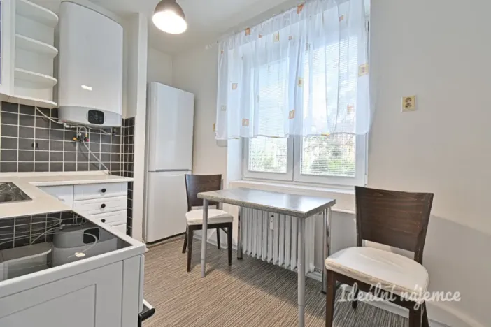 Pronájem bytu 1+1, Brno, Tyršova, 37 m2