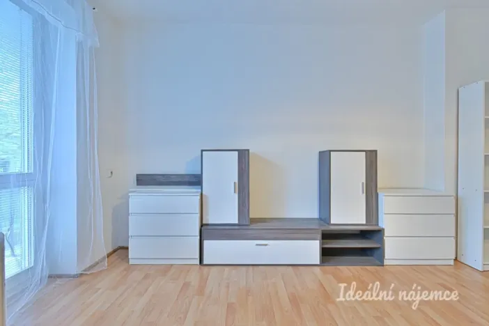 Pronájem bytu 1+1, Brno - Královo Pole, Tyršova, 37 m2