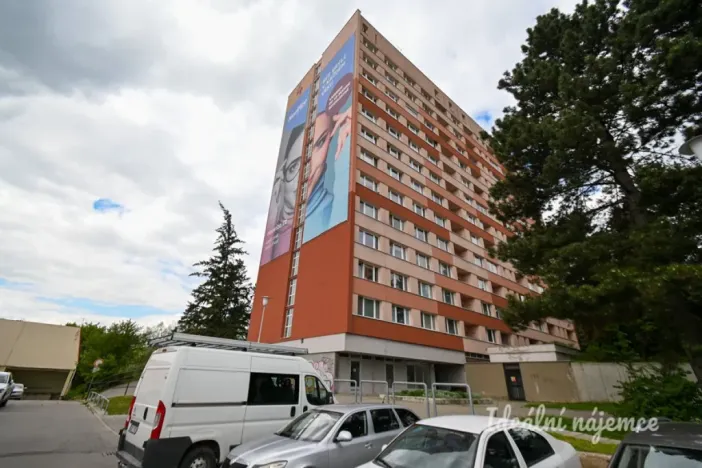 Pronájem bytu 1+1, Brno - Lesná, Halasovo náměstí, 29 m2