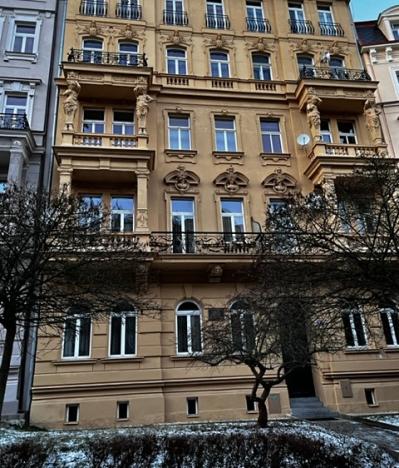 Prodej bytu 3+1, Karlovy Vary, Sadová, 112 m2