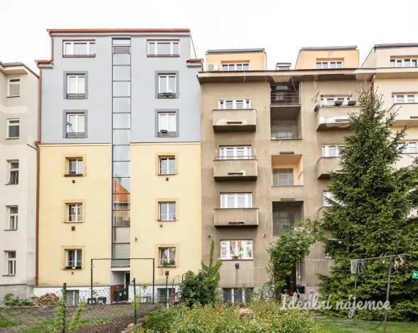 Pronájem bytu 2+kk, Praha - Nusle, Vyšší, 46 m2