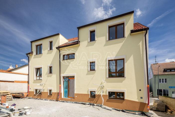 Prodej činžovního domu, Netvořice, Hrubínova, 310 m2