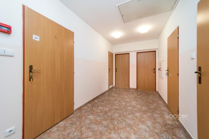 Pronájem kanceláře, Jesenice, Říčanská, 123 m2