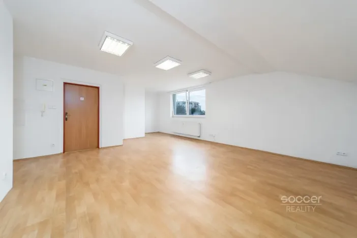 Pronájem kanceláře, Jesenice, Říčanská, 123 m2