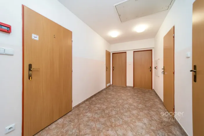 Pronájem kanceláře, Jesenice, Říčanská, 123 m2