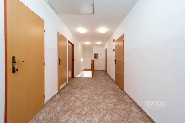 Pronájem kanceláře, Jesenice, Říčanská, 123 m2