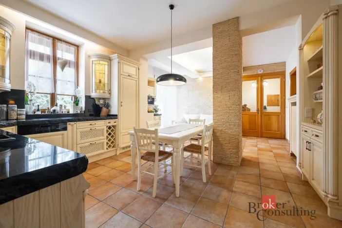 Prodej rodinného domu, Benešov, Zapova, 270 m2