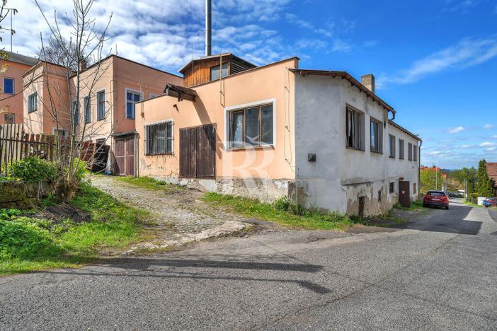 Prodej výrobních prostor, Kamenický Šenov, Dlouhá, 1800 m2