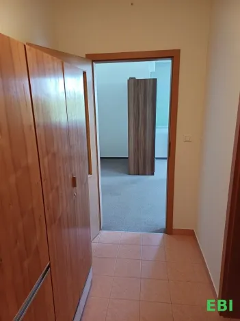 Pronájem bytu 1+kk, Praha - Horní Měcholupy, 38 m2