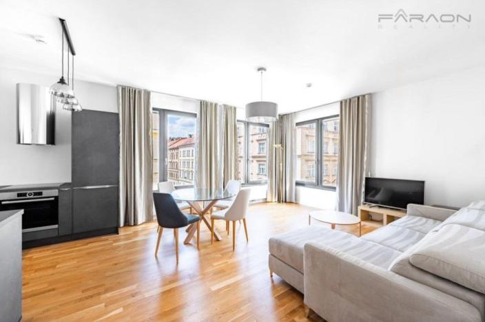 Pronájem bytu 3+kk, Praha - Smíchov, Grafická, 74 m2