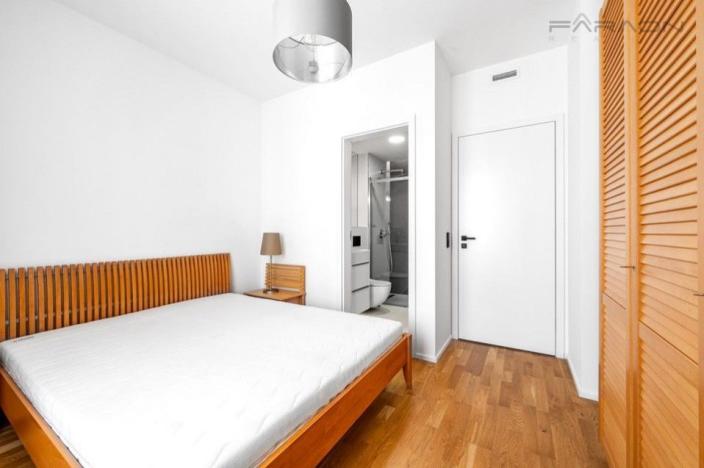 Pronájem bytu 3+kk, Praha - Smíchov, Grafická, 74 m2