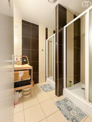 Pronájem obchodního prostoru, Karviná, Masarykovo nám., 162 m2