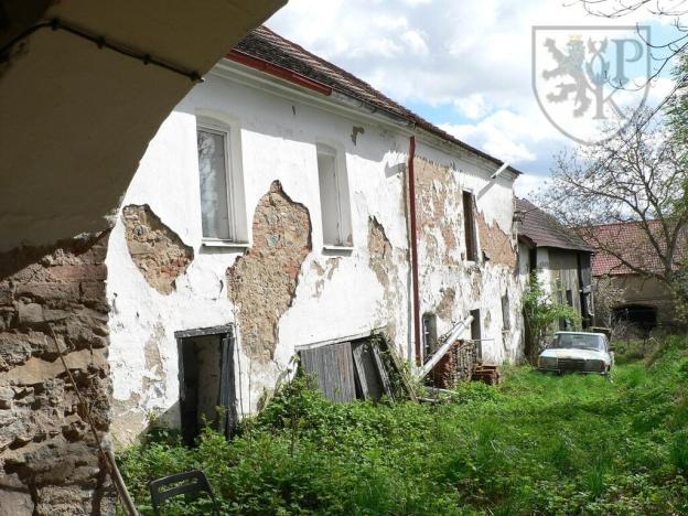 Prodej rodinného domu, Bělčice, nám. J. Kučery, 580 m2