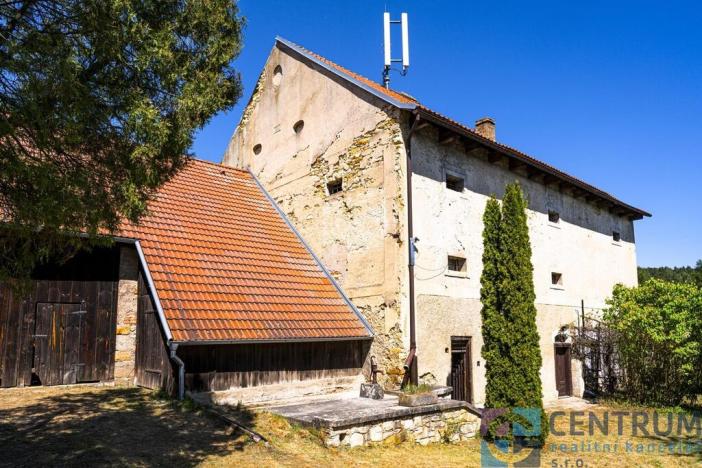 Prodej rodinného domu, Medonosy, 480 m2