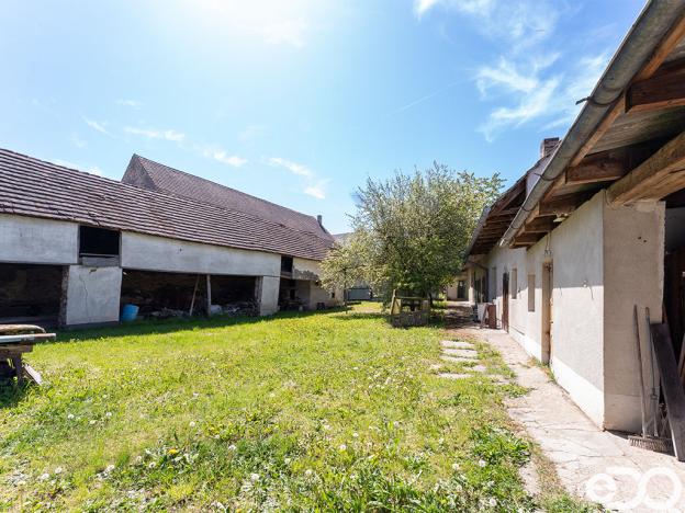 Prodej vícegeneračního domu, Zvěrotice, 150 m2