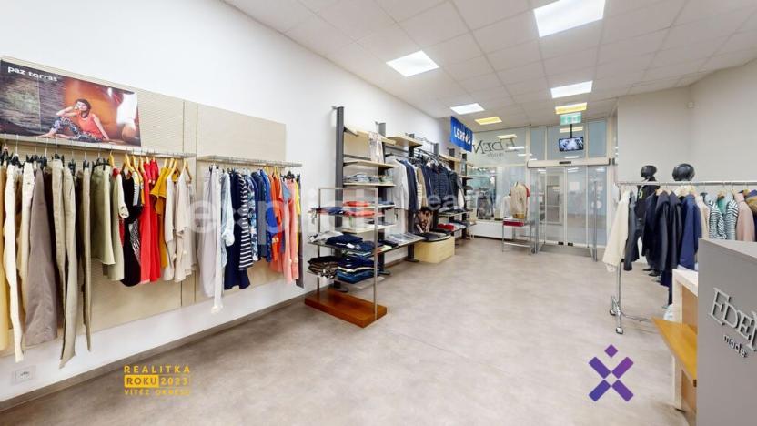 Pronájem obchodního prostoru, Luhačovice, Masarykova, 112 m2