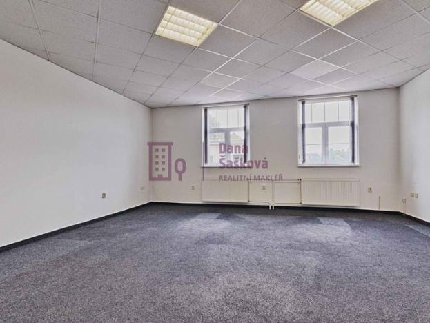 Pronájem kanceláře, Jindřichův Hradec, Karlov, 28 m2