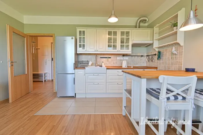 Pronájem bytu 2+kk, Brno - Žebětín, Říčanská, 47 m2