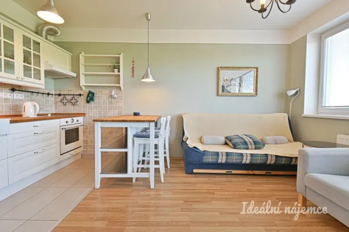 Pronájem bytu 2+kk, Brno - Žebětín, Říčanská, 47 m2