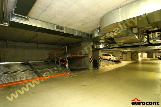 Pronájem garážového stání, Praha - Košíře, Pod Kavalírkou, 10 m2