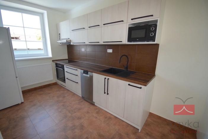 Pronájem bytu 2+1, Humpolec, Kamarytova, 61 m2