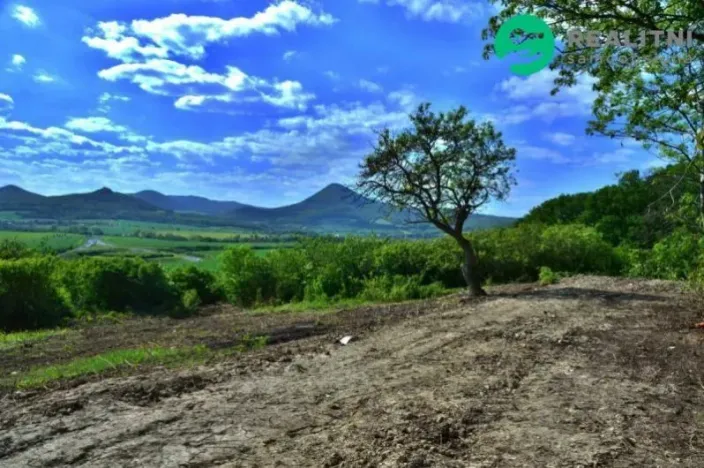 Prodej zahrady, Velemín - Oparno, 1600 m2