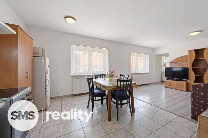 Prodej rodinného domu, Dolní Kounice, Hlavní, 450 m2